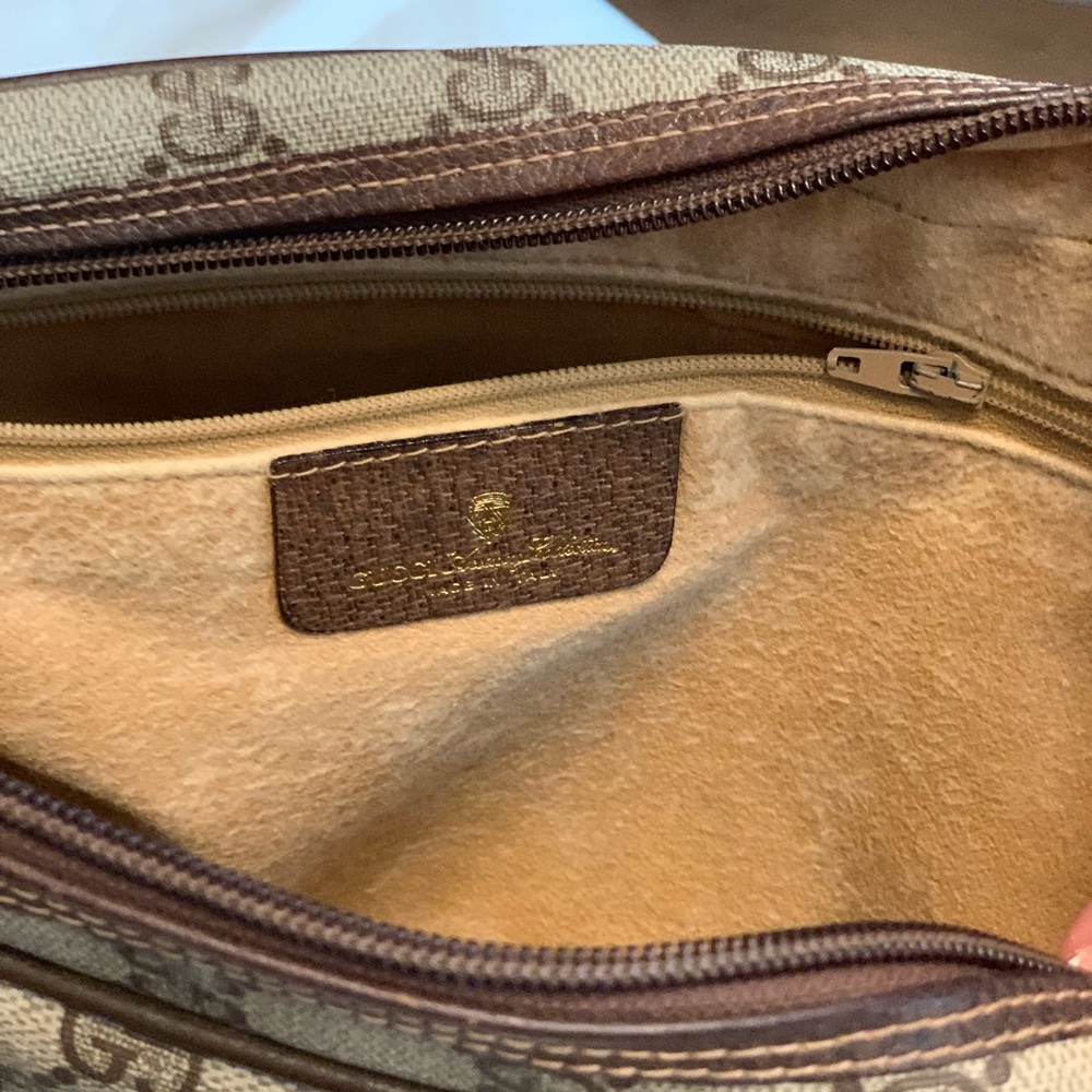 Gucci purse excellent condition!! - Picture 4 of 7